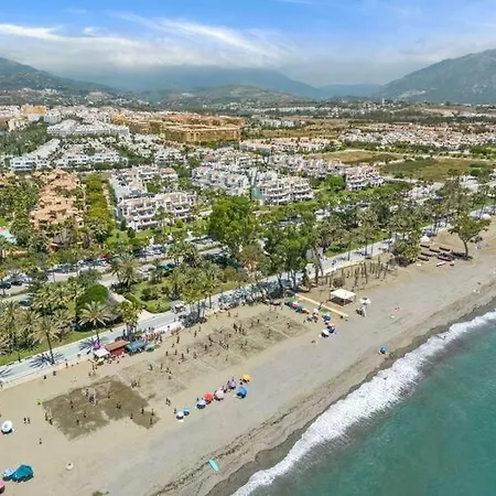 Urb Adelfas شقة ماربيا